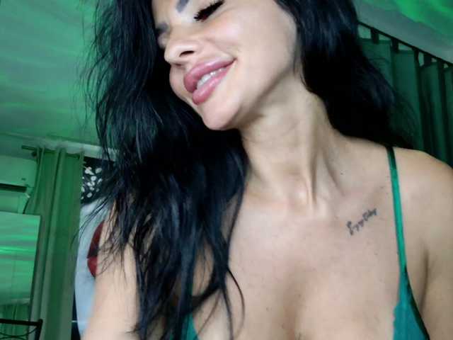 Ella-Hottie