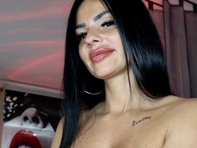 Ella-Hottie