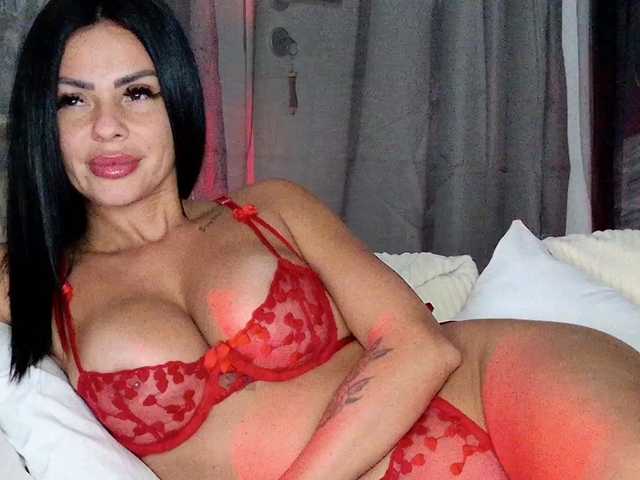Ella-Hottie