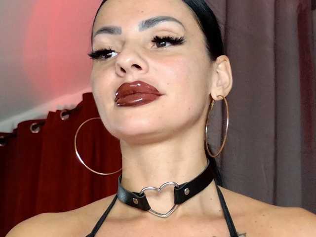 ell3, en directo ahora en BongaCams