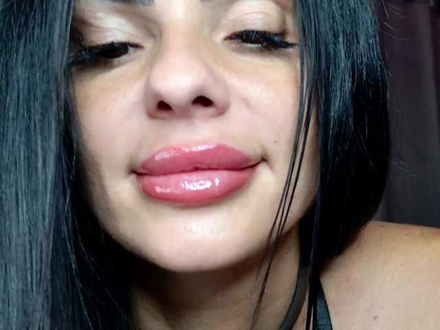ell3 live cam on BongaCams