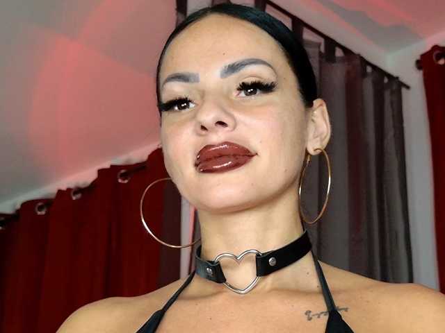 ell3, en directo ahora en BongaCams