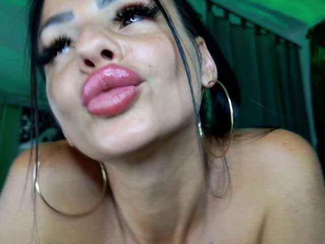 ell3 live sex
