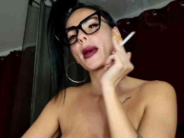 Modelo: Ella-Hottie