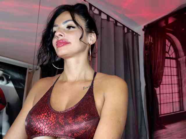 Ella-Hottie webcam