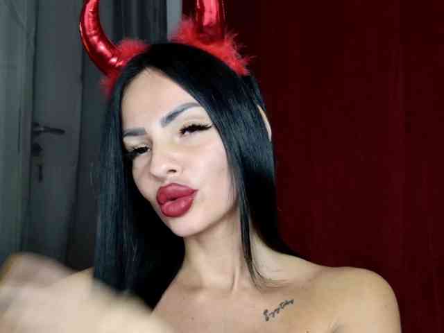 Ella-Hottie
