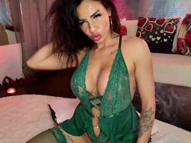 Ella-Hottie