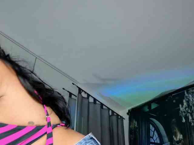 Ella-Hottie