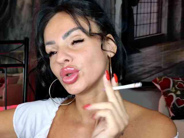 Ella-Hottie