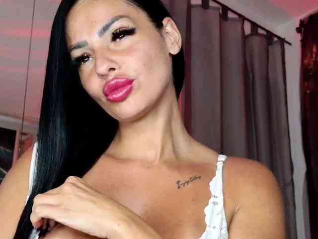 ell3 Live Webcam on BongaCams