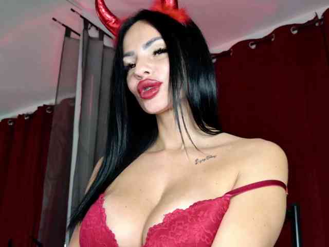 Ella-Hottie
