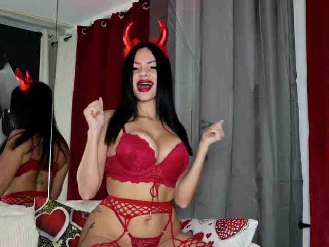 Ella-Hottie