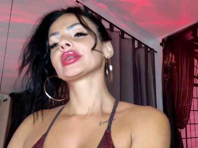 Ella-Hottie webcam