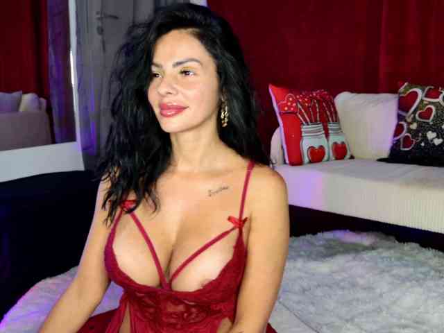 Ella-Hottie