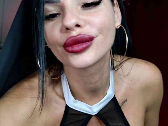 Ella-Hottie