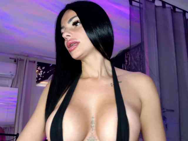 Ella-Hottie