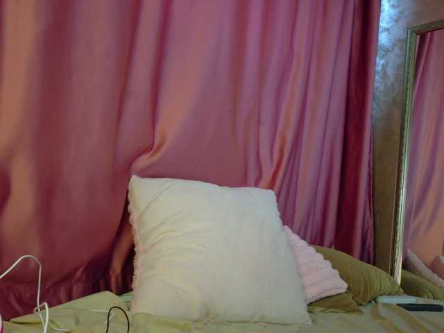 Lexxia live webcam show