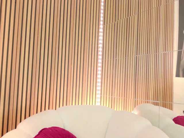 celia-chanel live cam on BongaCams