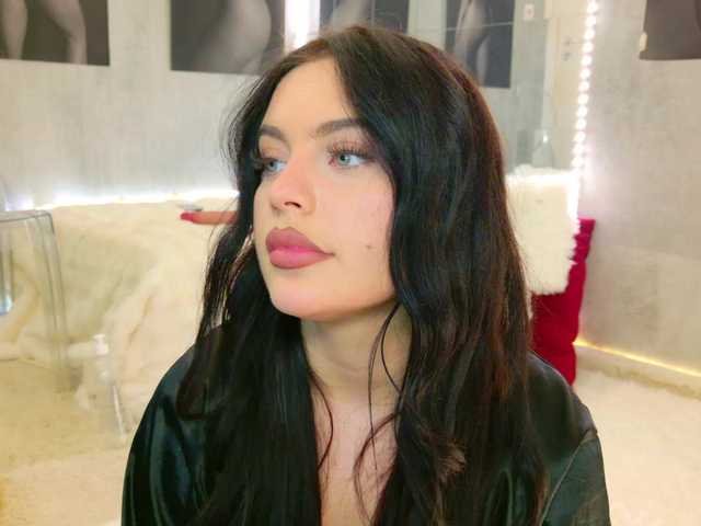 celia-chanel's BongaCams show and profile