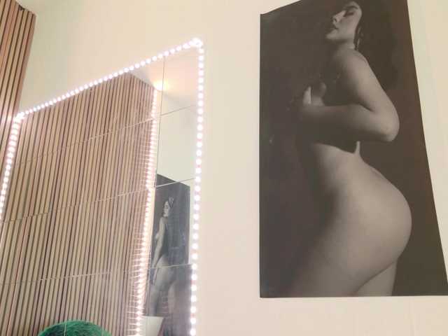 celia-chanel live cam on BongaCams