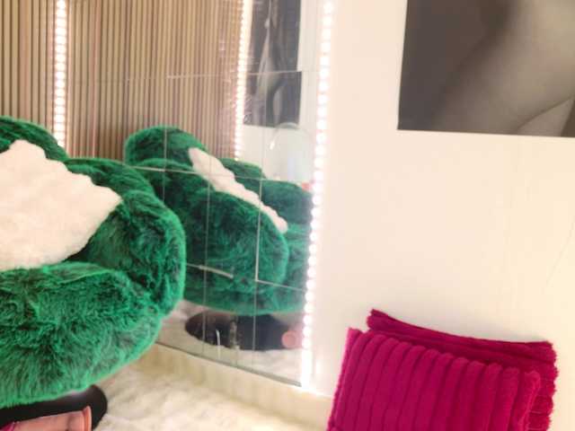 celia-chanel live cam on BongaCams