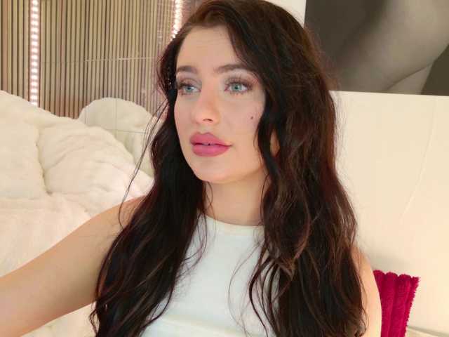 celia-chanel live cam on BongaCams
