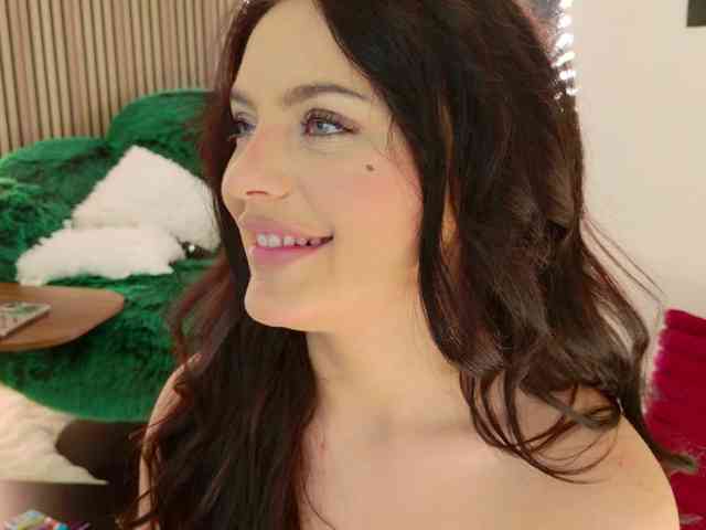 Celya-Chanel webcam