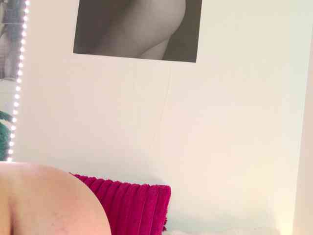Celya-Chanel webcam