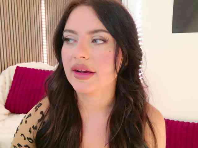 Celya-Chanel webcam