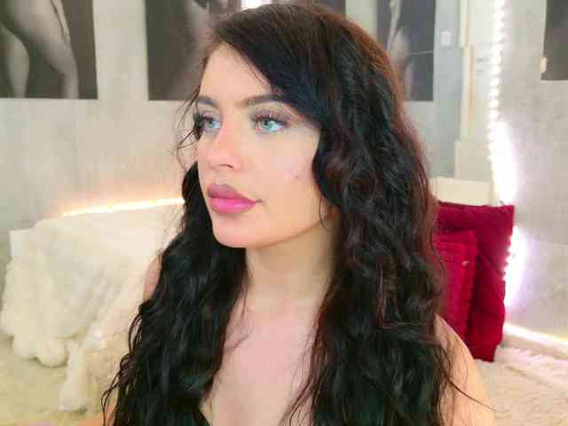 Celya-Chanel webcam