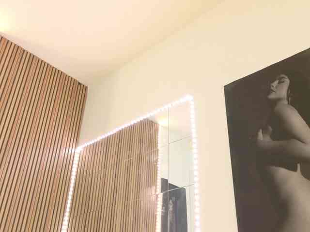 Celya-Chanel webcam