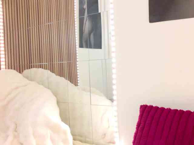 celia-chanel celia-chanel