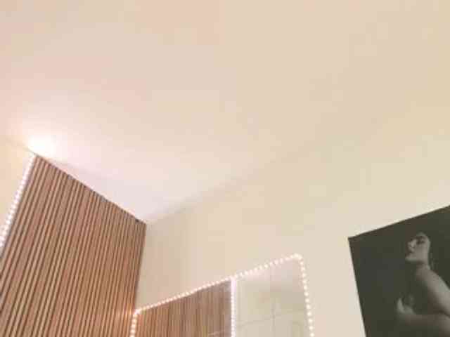 Celya-Chanel webcam