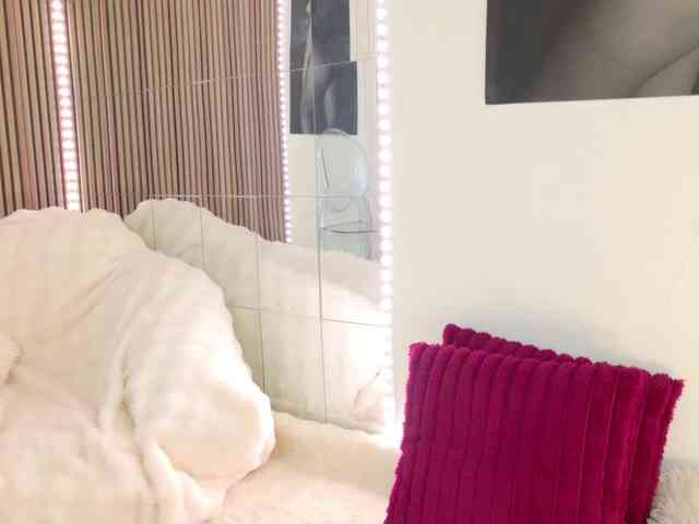 Celya-Chanel webcam