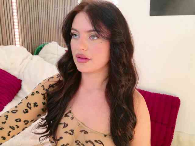 Celya-Chanel webcam