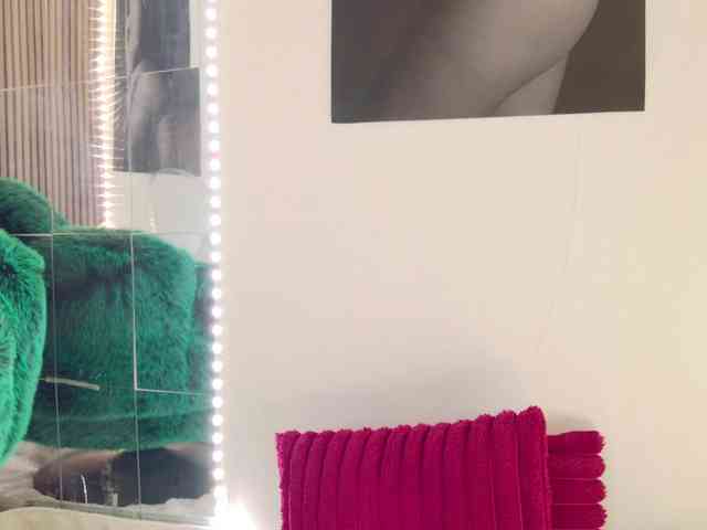Celya-Chanel webcam