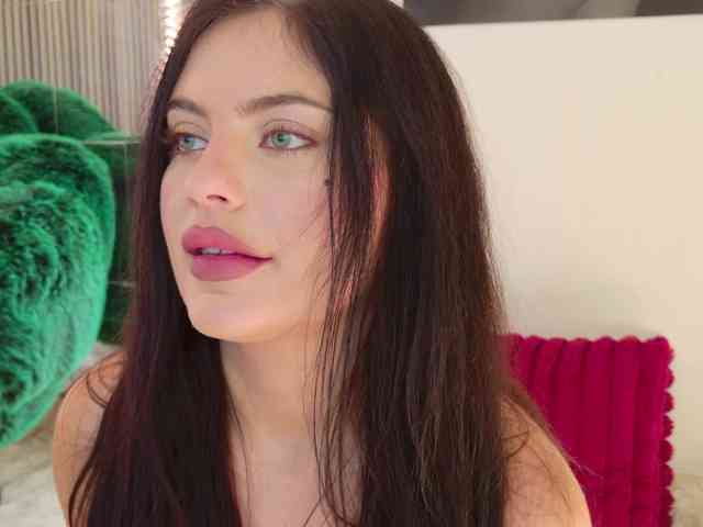 Celya-Chanel webcam
