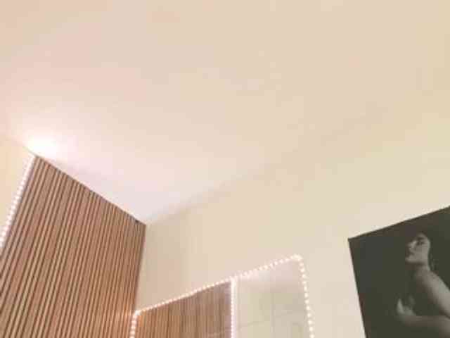 Celya-Chanel webcam