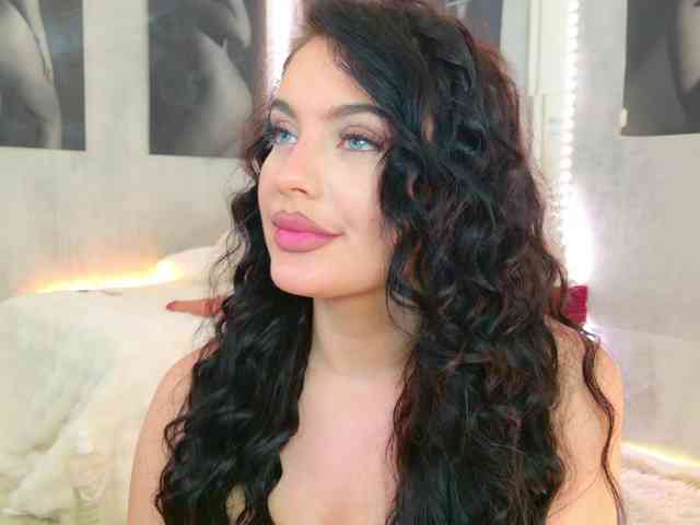Celya-Chanel webcam