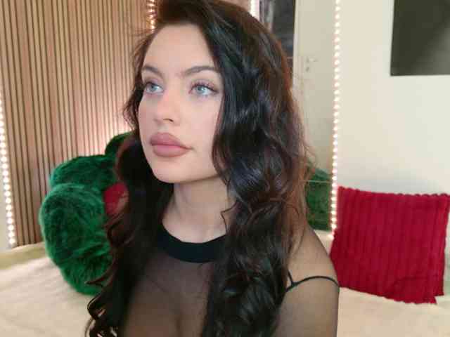 Celya-Chanel webcam