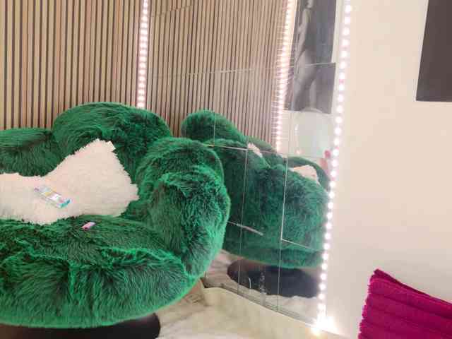 celia-chanel celia-chanel