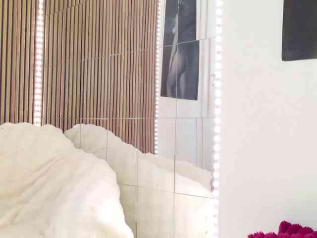 Celya-Chanel webcam