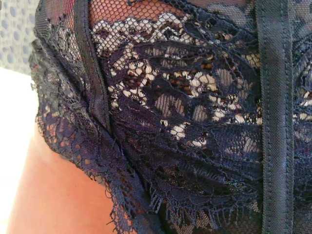 karissia-x live cam on BongaCams