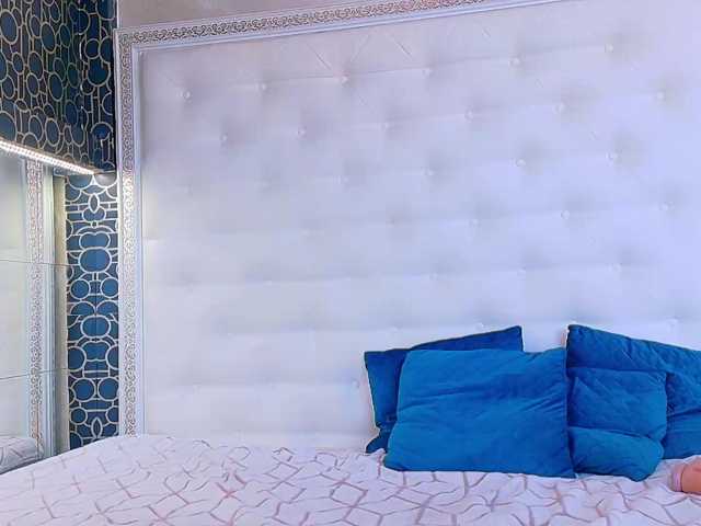 karissia-x live cam on BongaCams