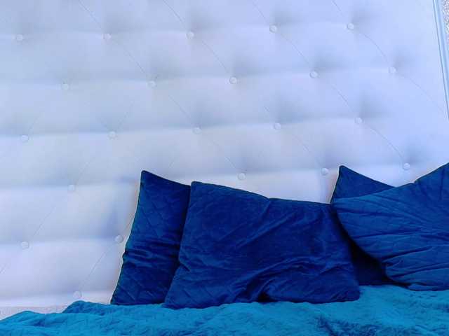karissia-x live cam on BongaCams