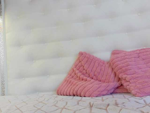 karissia-x live cam on BongaCams