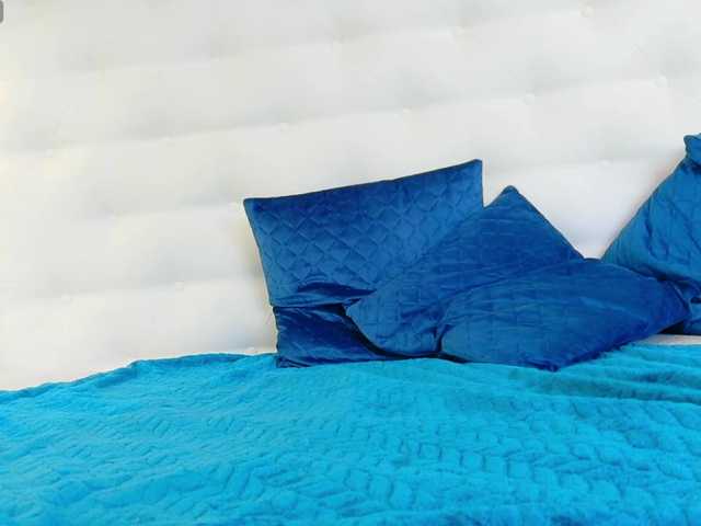 karissia-x live cam on BongaCams