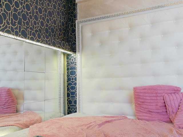 karissia-x live cam on BongaCams