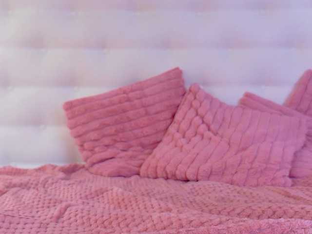 karissia-x live cam on BongaCams