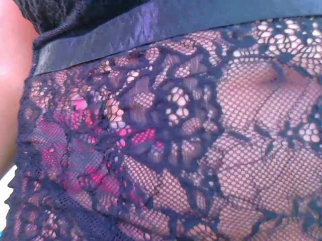 karissia-x live cam on BongaCams